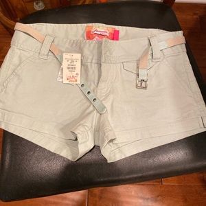 New with tags! Aeropostale shorts with belt